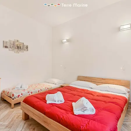 La Corte Dei Valemi 1-4, Terremarine