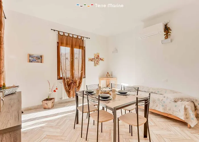 La Corte Dei Valemi 1-4, Terremarine Apartman